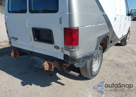 2002 Ford E-250 Commercial z USA, uszkodzony, nr VIN 1FTPE24222HB04145